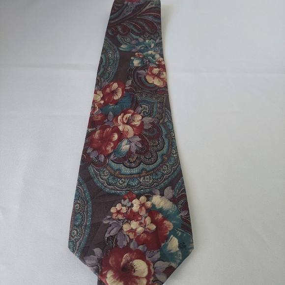 Floral grey blue and red silk tie 80s or 90s vintage indie retro boho - Picture 3 of 3